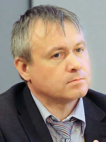 Игорь Теущаков