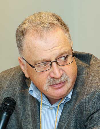 Петр Сапожников