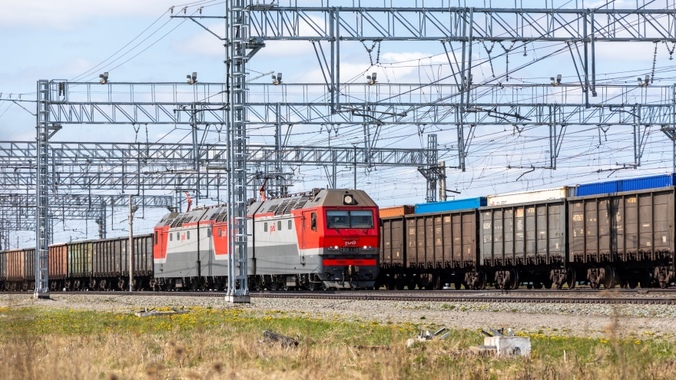 Свердловская магистраль удвоила формирование тяжеловесных грузовых поездов массой 7 тысяч тонн в первом квартале